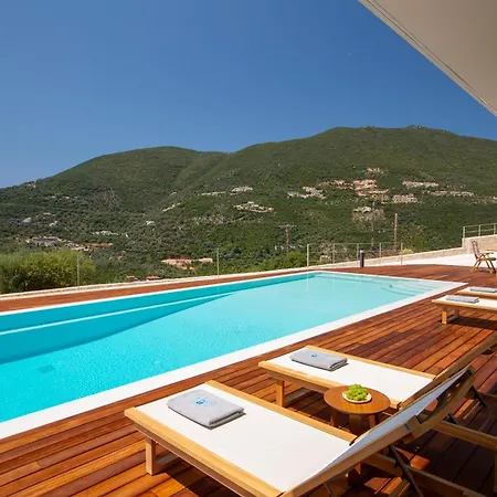 2s - Cave Villa