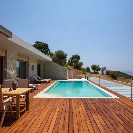 2s - Cave Villa *