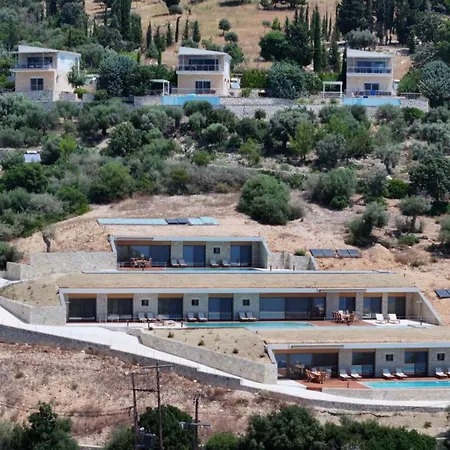 2s - Cave Villa Sivota