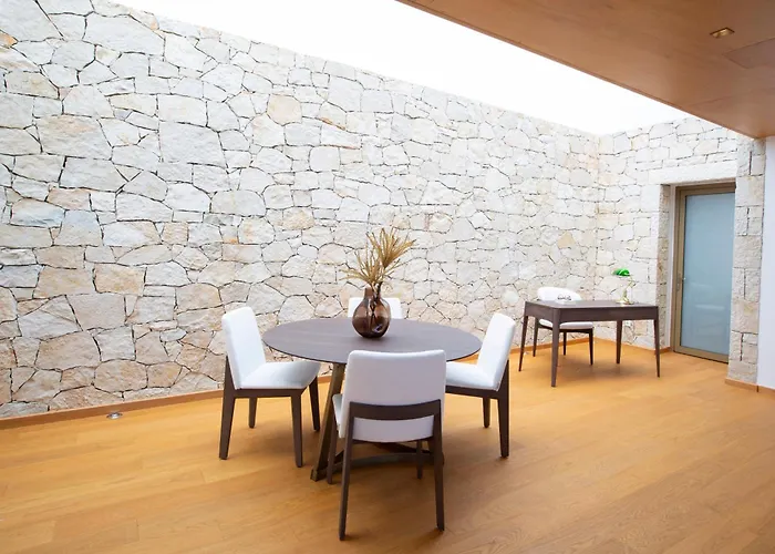 Villa 2s - Cave *